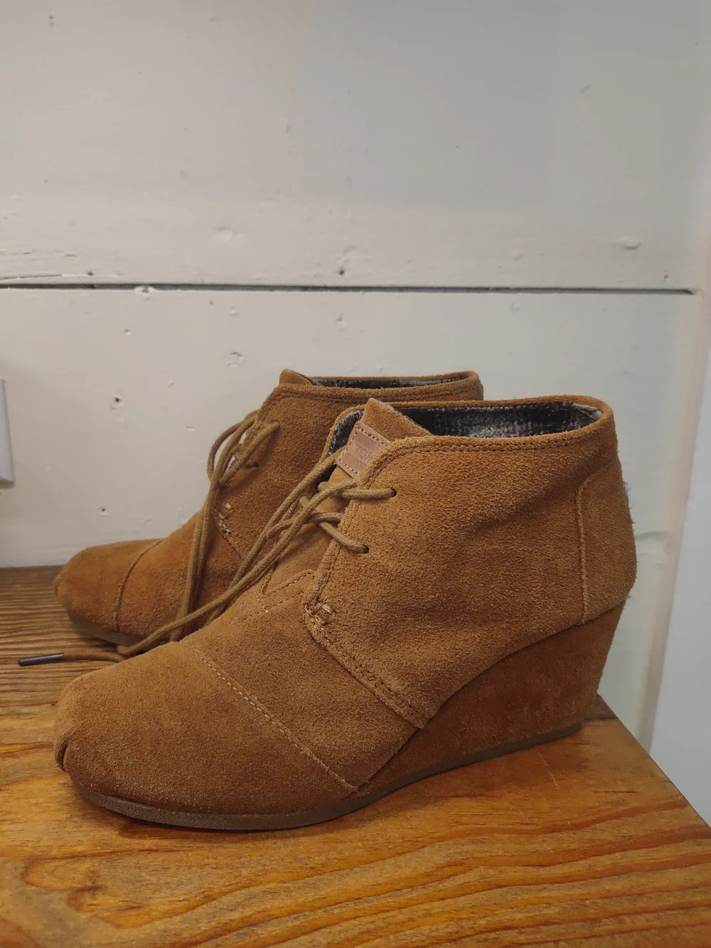 Toms Suede Lace-Up Wedge Ankle Boots — Camel Women's 7